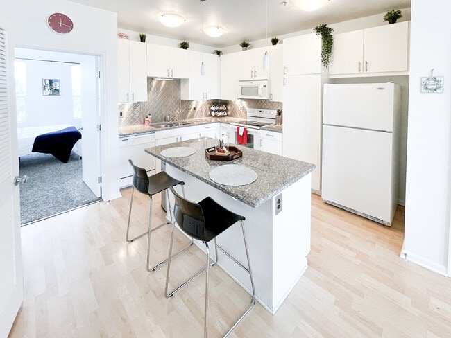 2 bedroom kitchen - Greenbelt at Town Center Apartments