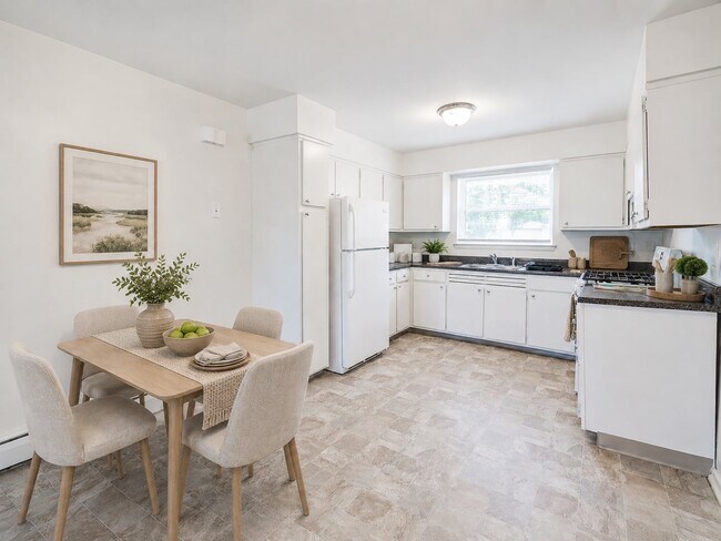 Lakeview Terrace Apartment Homes