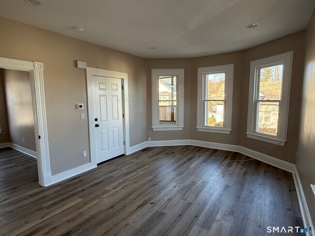 Photo - 24 Breckenridge Ave