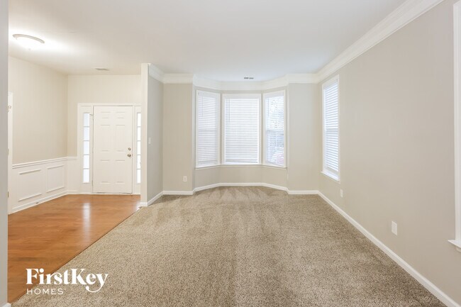 Photo - 8802 Glenover Cir