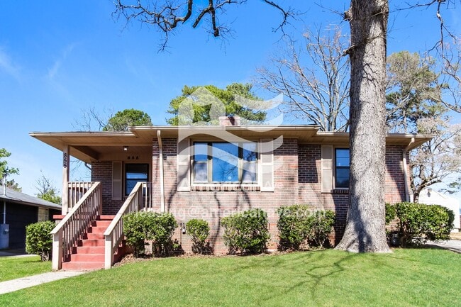 Building Photo - 855 78th St S