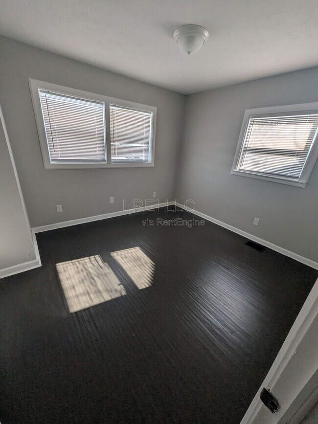 Photo - 2312 S 36th St