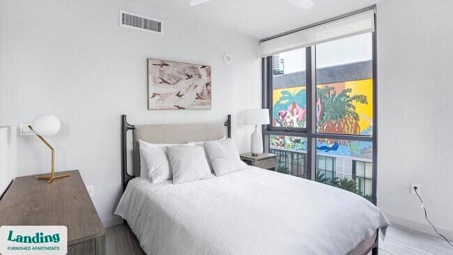 Building Photo - 698 NE 1st Ave