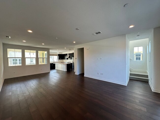 Photo - Winslow Complex Gem Unit 105