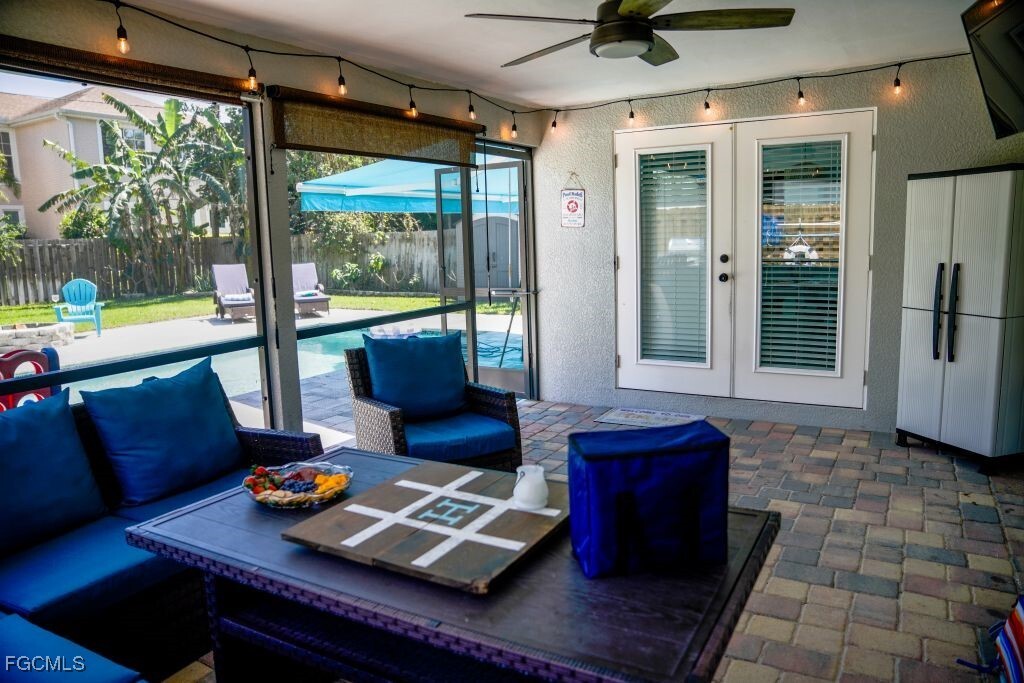 Photo - 560 E Valley Dr