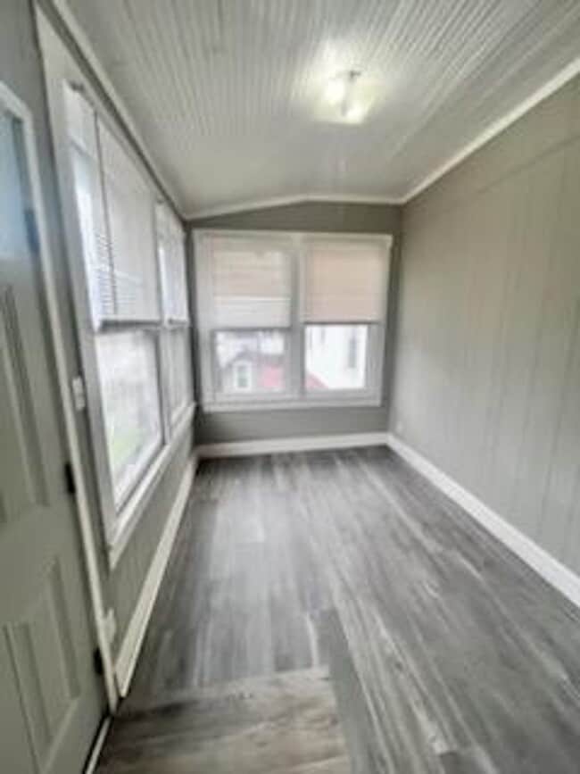 Photo - 724 Cecil Ave Unidad 2