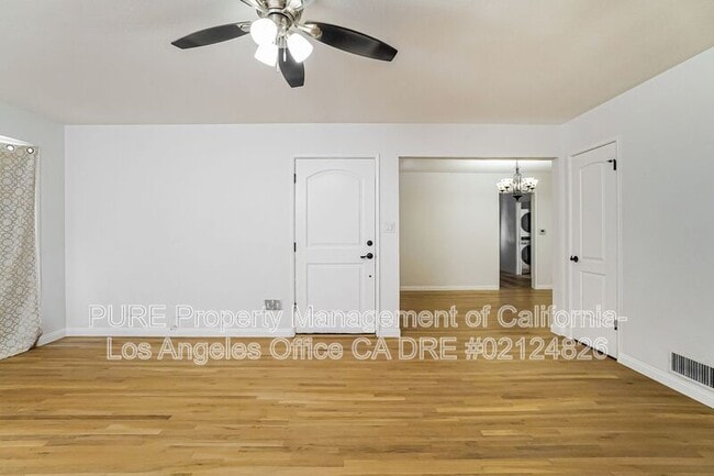 Photo - 215 N Western Ave