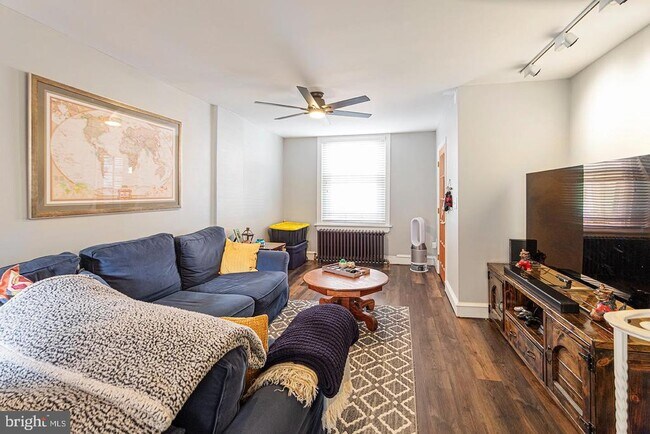 Building Photo - 613 Taney Terrace