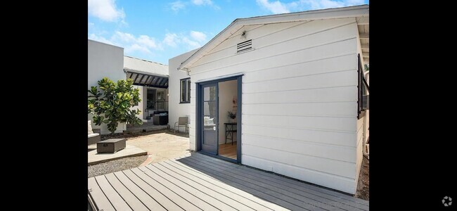 Building Photo - 3435 Isla Vista Dr Rental