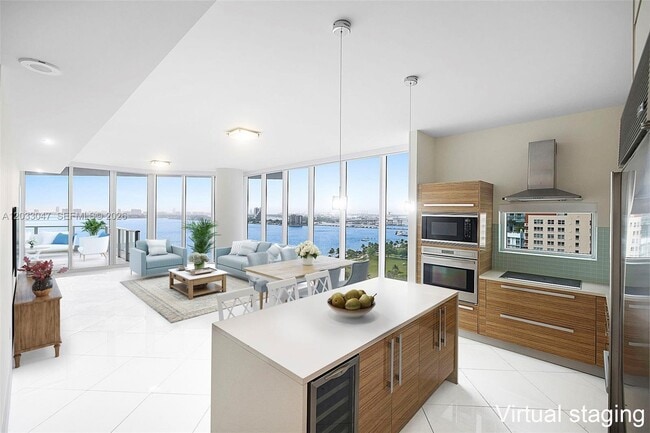 Building Photo - 2020 N Bayshore Dr Unit 1602