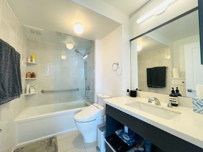 Photo - FURNISHED 1 Bedroom, 1 Bathroom, 1 Parking...