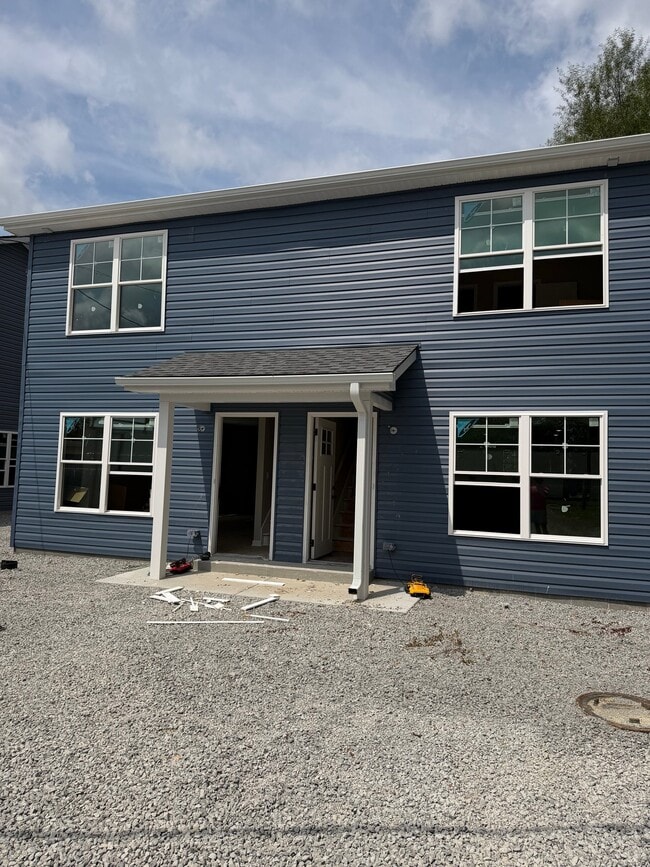Building Photo - 924 S Main St Unit 1