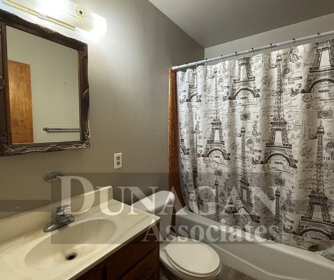 Photo - 2 Bedroom, 1 Bath apartment Unidad A