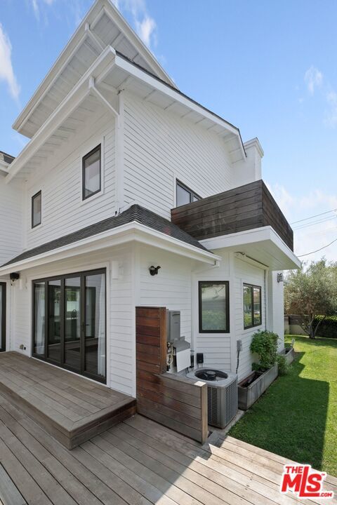 Photo - 4525 Melbourne Ave