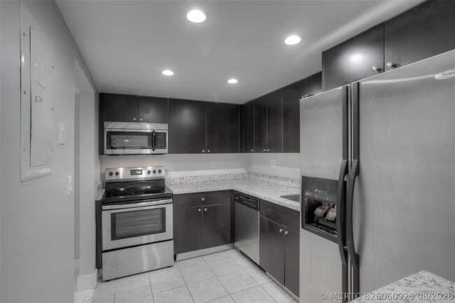 Photo - 303 Racquet Club Rd Unit 312