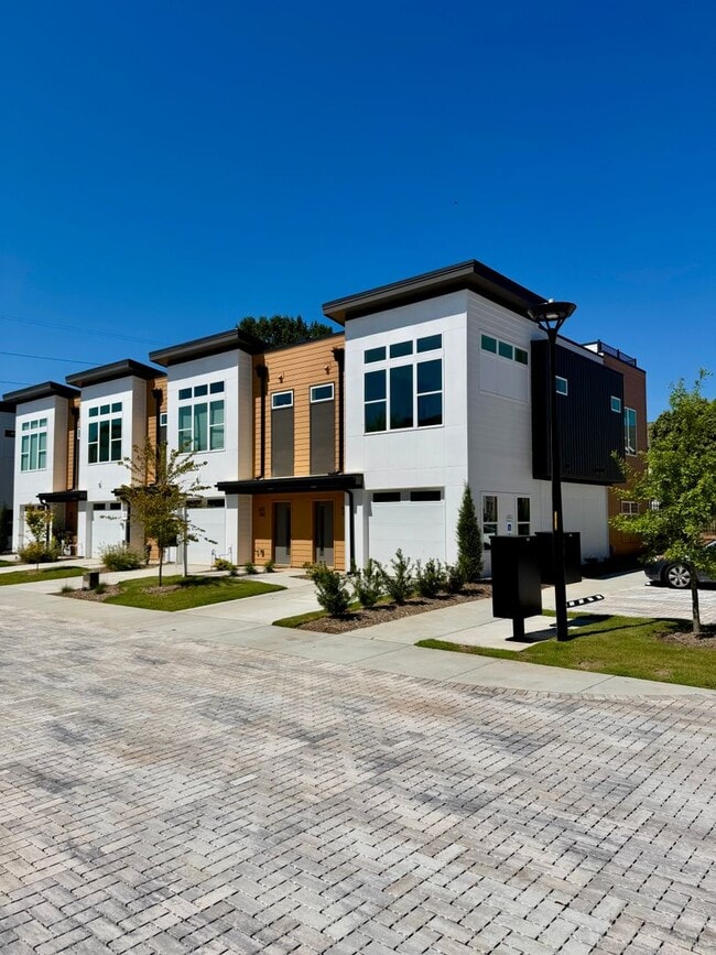 Building Photo - 621 Walnut Hts Dr Rental