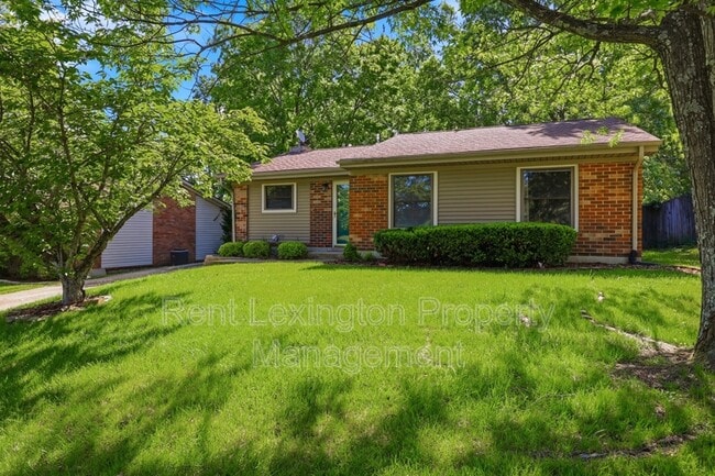 Photo - 3352 Featherston Dr