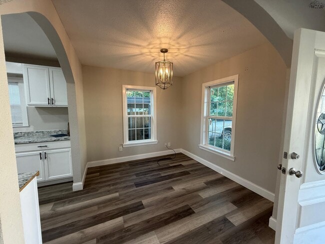 Photo - 1203 Kenley Ave