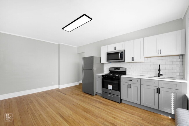 Photo - 2838 E 91st St