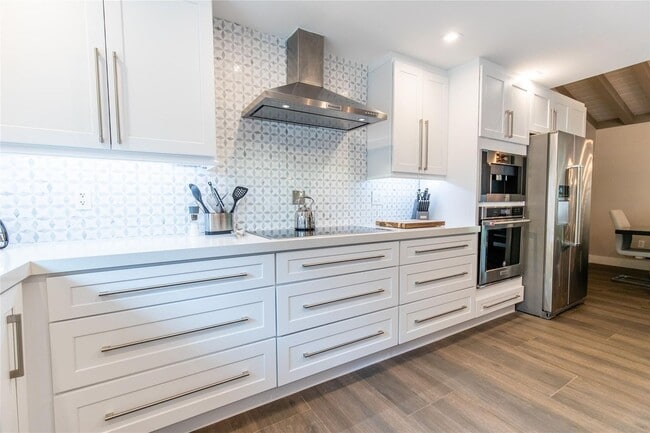 Photo - 2275 SW 44th St