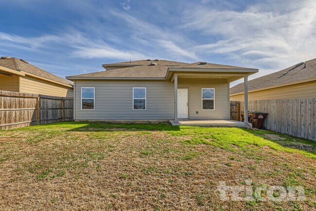 Photo - 13043 Heathers Elm