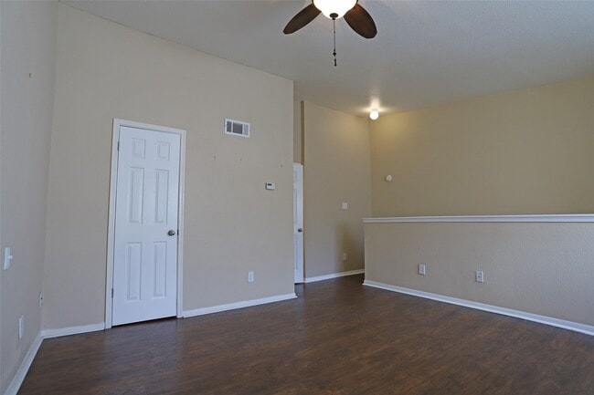 Photo - 2125 Augusta Dr Unit 10