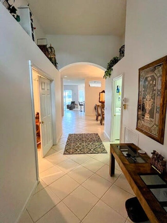 Photo - 7601 Las Cruces Ct