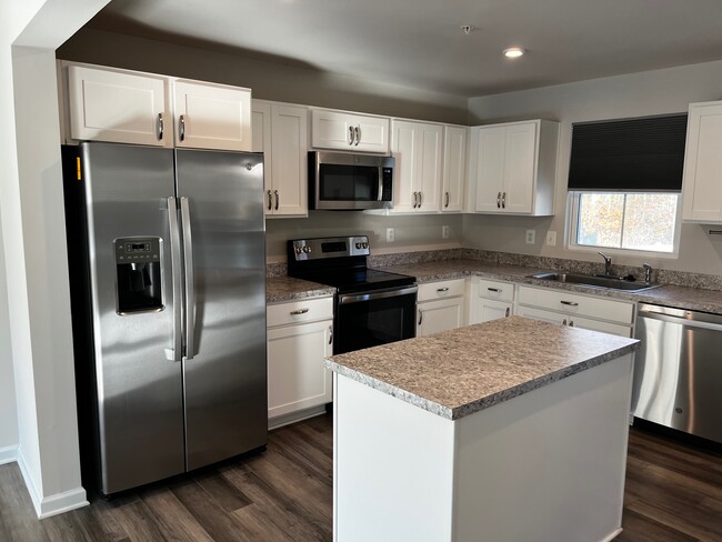 Photo - 312 Tournament Cir