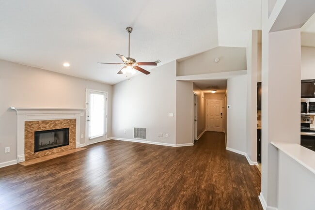 5328 Tessa Terrace