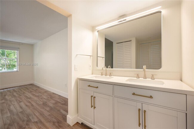 Photo - 1 Alhambra Cir Unit 203