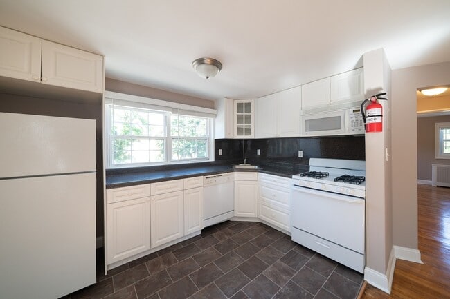 Photo - The East Hill: In-Unit Washer & Dryer, Hea...