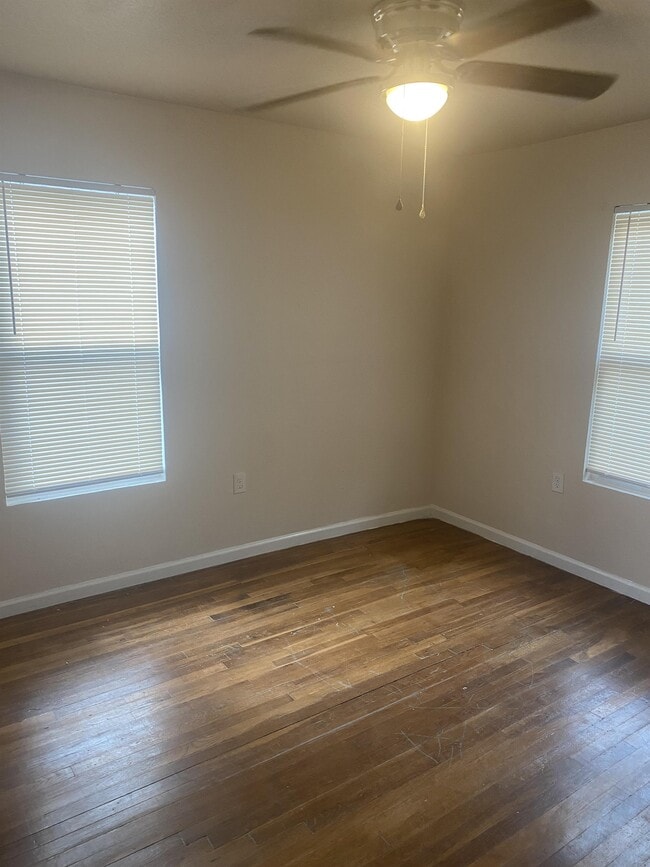 Photo - 106 E Pearl Ave