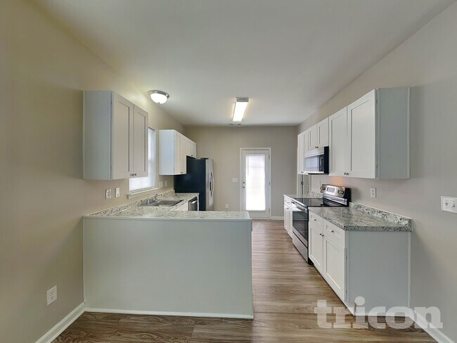 Photo - 120 E Decatur Ave