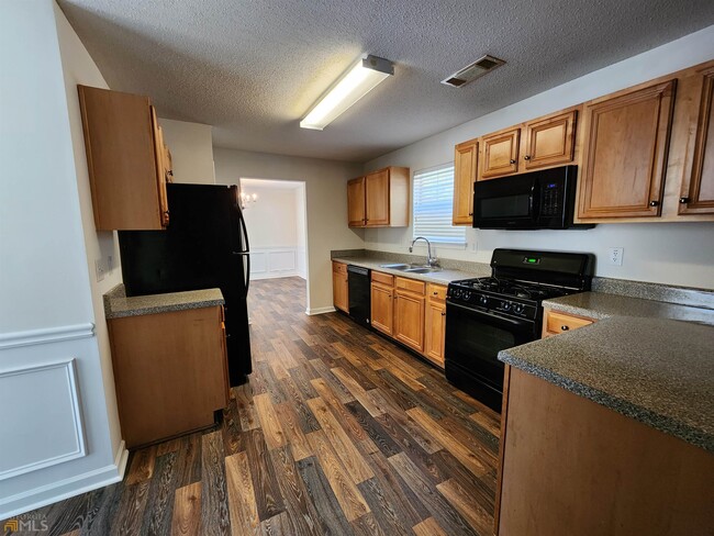 Photo - 7130 Cavender Dr SW