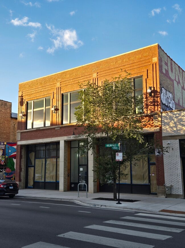 Building Photo - 2909 N Milwaukee Ave Unit 1