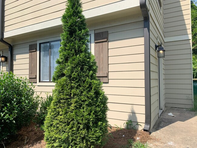 Photo - PRE-LEASING FOR AUGUST 2025!