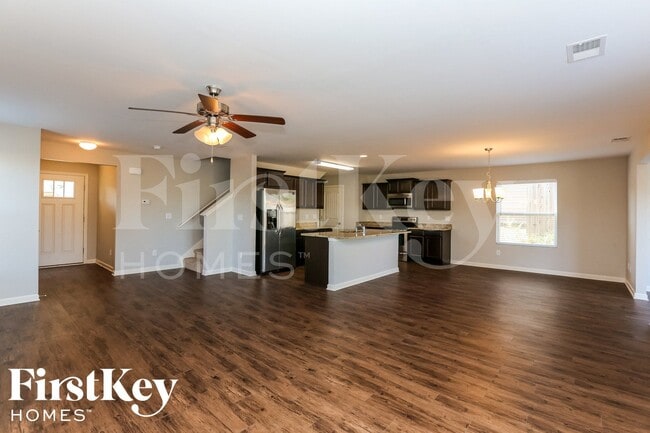 Photo - 181 Ashby St