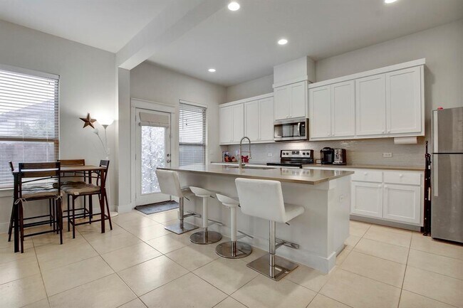 Photo - 13001 Hymeadow Dr Unit 39