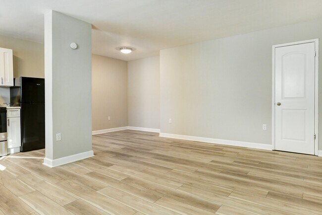 Photo - 3916 Chamberlayne Ave Unidad 4A