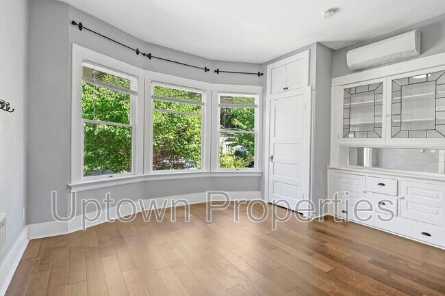 Photo - 1005 SE 27th Ave