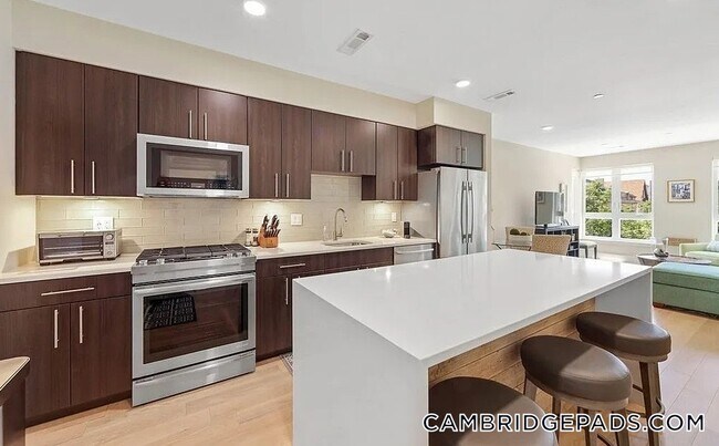 Photo - 1975 Massachusetts Ave Unidad 201