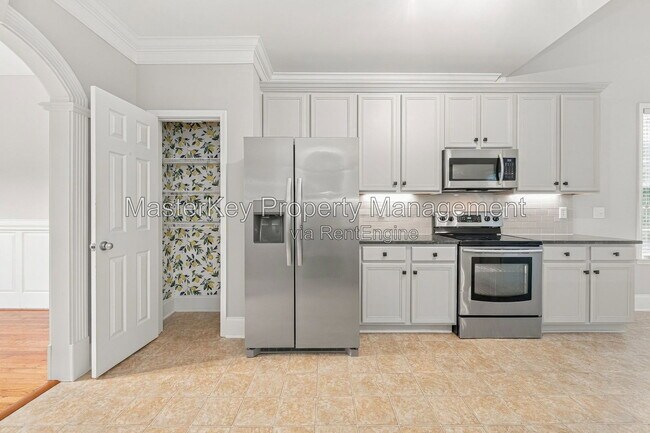 225 Carolina Town Ln