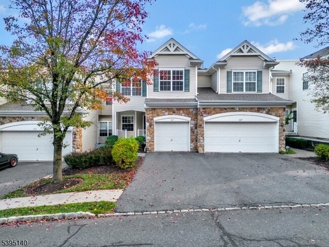 Photo - 105 Wallace Ct