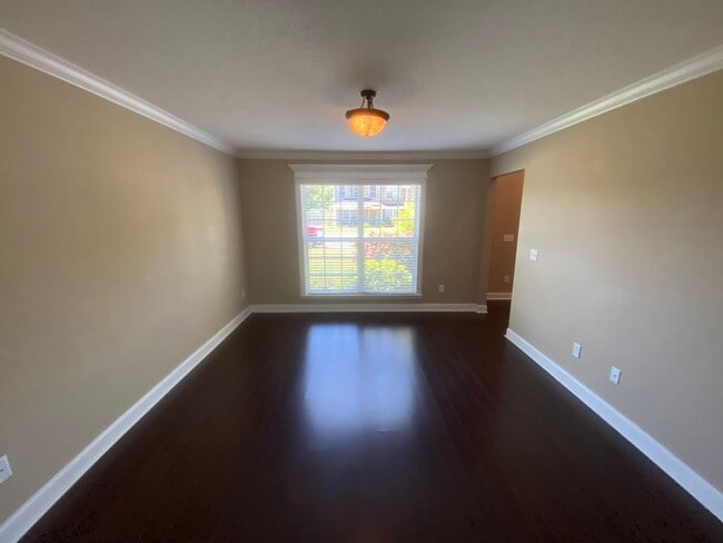 Photo - HUGE FENCED YARD, COMMUNITY POOL