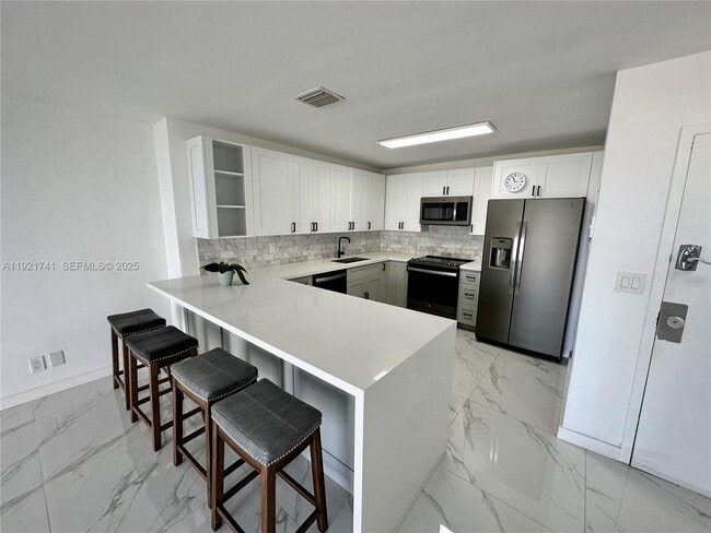 Photo - 13499 Biscayne Blvd Unit PH1709