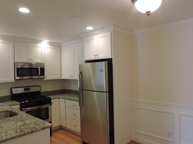 Photo - 153 Sumner St