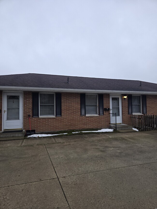 105 Hobart St