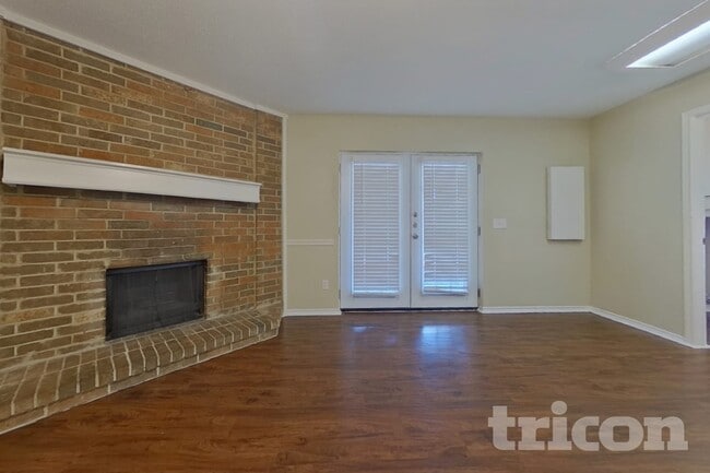 Photo - 5536 Dunson Dr