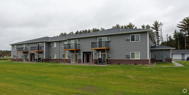 Exterior - Woodland Estates Apartments