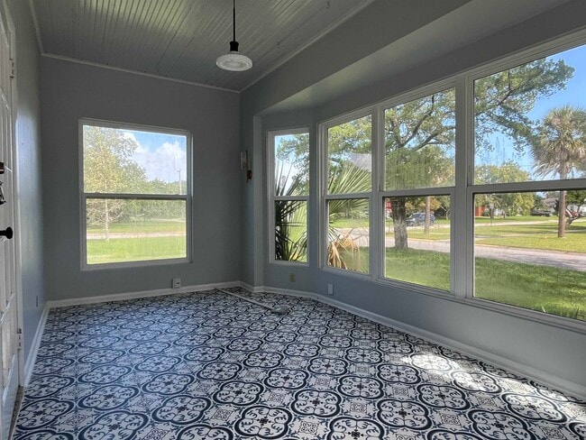 Photo - 115 Oglethorpe Blvd